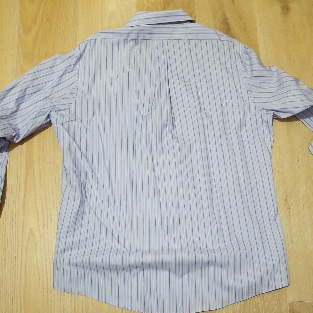 Kirkland Mens Button Down Striped Shirt